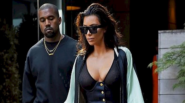 13 Trends the Kardashians are Bringing Back