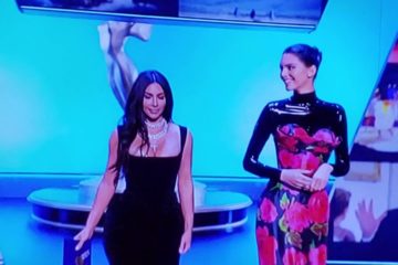 Kim Kardashian West & Kendall Jenner get Laughed at The 2019 Emmy’s Presenting an Award
